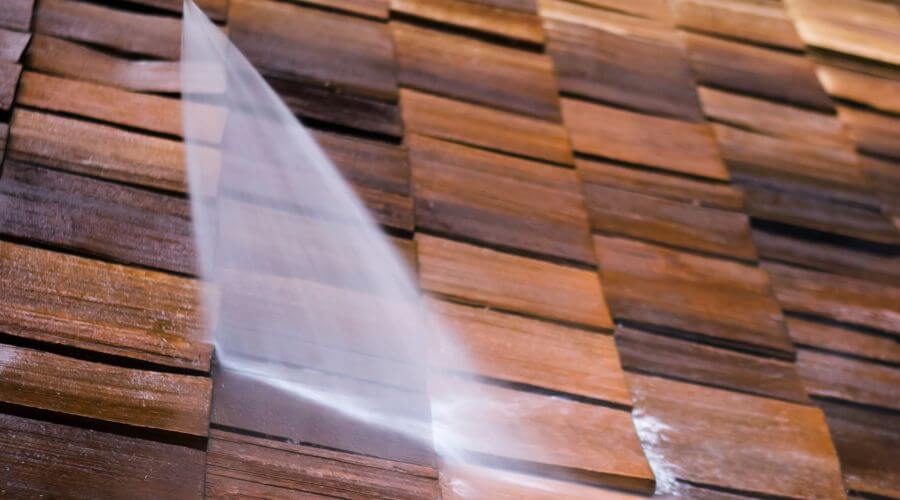 Expert flood damage restoration services in Yukon, MO